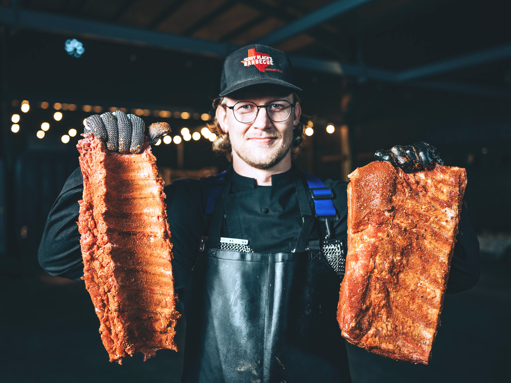 Jonas Freitag mit zwei Rippenplatten
